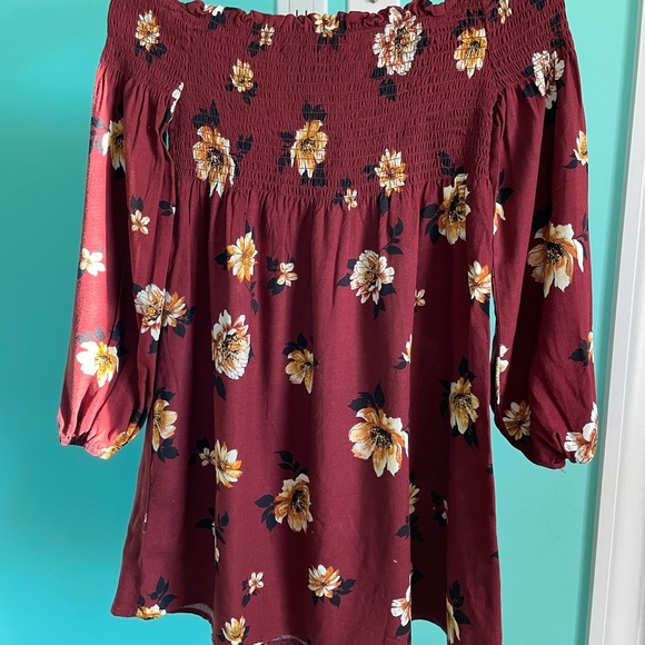 Womens off shoulder dress/top - Picture 3 of 5